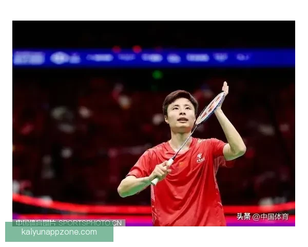 中国羽毛球队力克法国队夺得汤姆斯杯第十二冠荣耀再现
